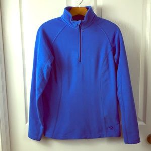 Women’s Medium Mountain Hardwear Pullover